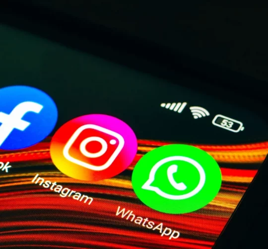 сервіси мета фейсбук інстаграм ватсап