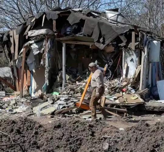 руйнування цівільних об'єктів від російських ракет