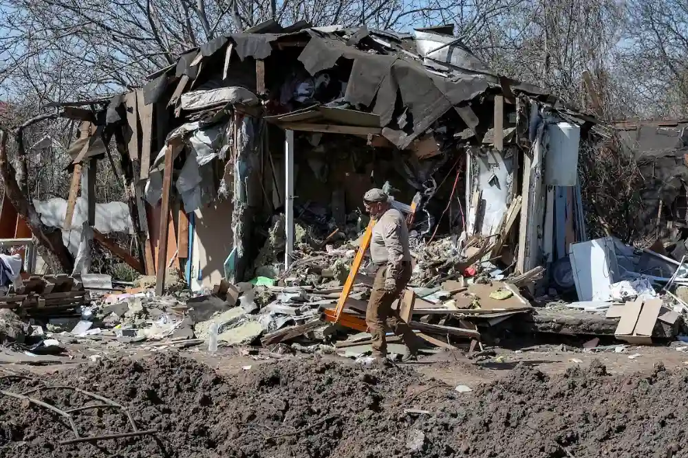 руйнування цівільних об'єктів від російських ракет