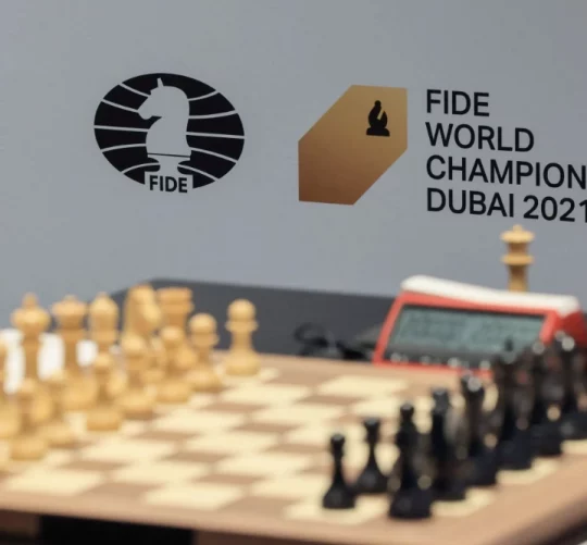 Спортивний арбітражний суд зобов'язав Російську шахову федерацію припинити будь-яку діяльність.