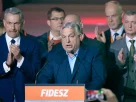 Прем'єр-міністр Угорщини Віктор Орбан (у центрі) виступає після парламентських виборів у Будапешті, Угорщина, у неділю, 12 квітня 2026 року