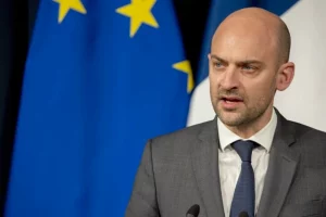 Міністр закордонних справ Франції Жан-Ноель Барро