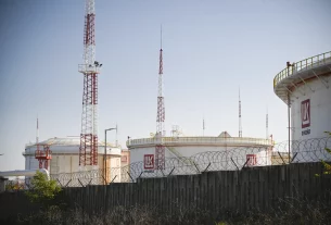 нафтові сховища