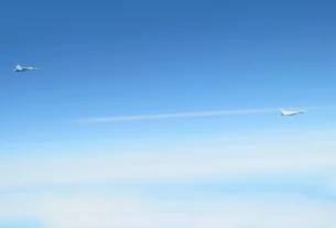 два російські винищувача над Балтійським морем