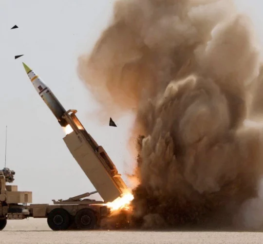 ATACMS — це потужна зброя в арсеналі України, але Київ повинен узгоджувати її застосування з Пентагоном