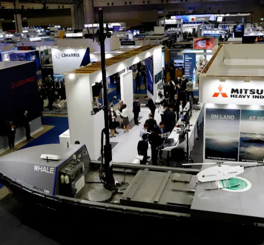 Безпілотний надводний апарат компанії Mitsubishi Heavy Industries представлено на виставці оборонної техніки DSEI Japan у виставковому центрі «Макухарі Мессе» в місті Чіба, що на схід від Токіо, Японія, 15 березня 2023 року