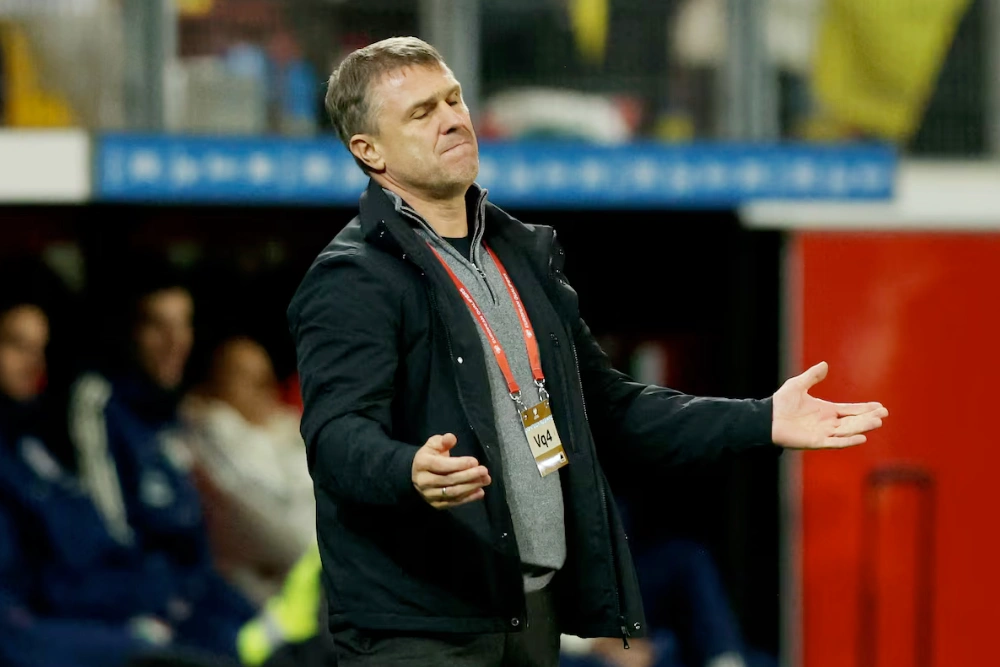 Сергій Ребров колишній тренер збірної України по футболу