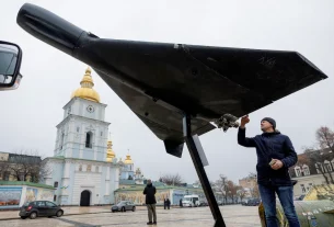 експонат блпа Шахед на Михайлівській площі