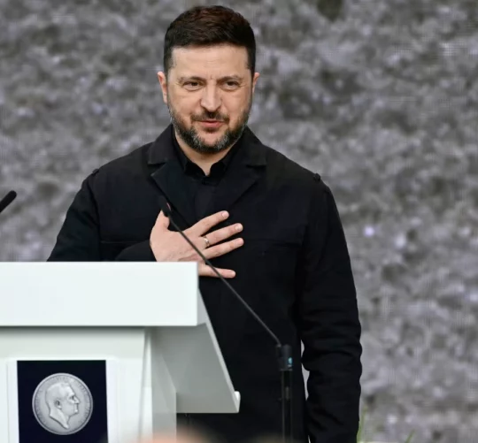 Володимир Зеленський під час нагородження американською премією Рузвельта