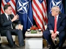 Президент США Дональд Трамп (праворуч) розмовляє з Генеральним секретарем НАТО Марком Рютте під час двосторонньої зустрічі на полях Всесвітнього економічного форуму в січні 2026 року