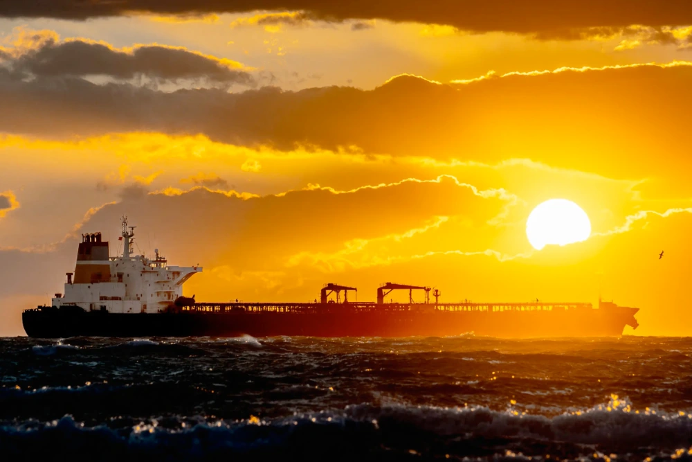 Нафтовий танкер «Дейна», що плавав під прапором Мозамбіку