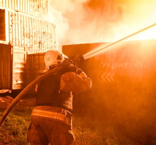 Наслідки атаки безпілотника «Шахед» на Краматорськ на сході України