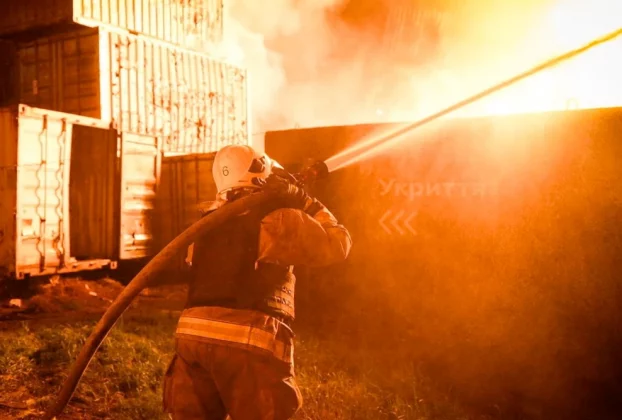 Наслідки атаки безпілотника «Шахед» на Краматорськ на сході України