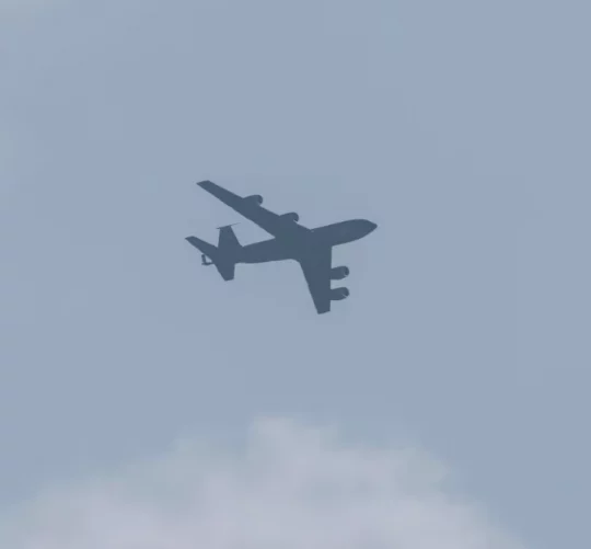 Пасажирський літак у небі