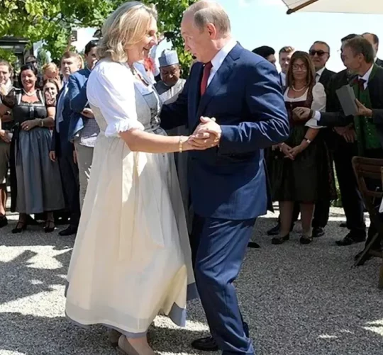 Колишня міністерка закордонних справ Австрії Карін Кнайсль