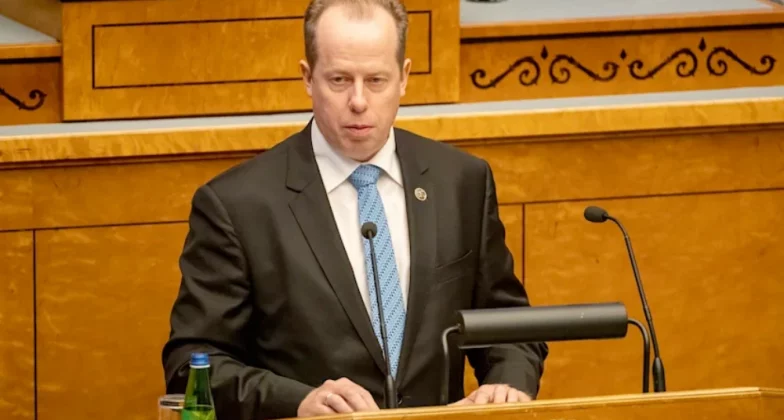 Ерккі Коорт (50), директор Інституту внутрішньої безпеки Естонської академії наук про безпеку