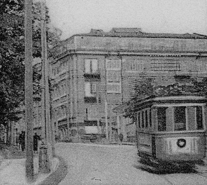 Будинок, в якому Людмила Старицька-Черняхівська і Оксана Стешенко мешкали до арешту в липні 1941 року.