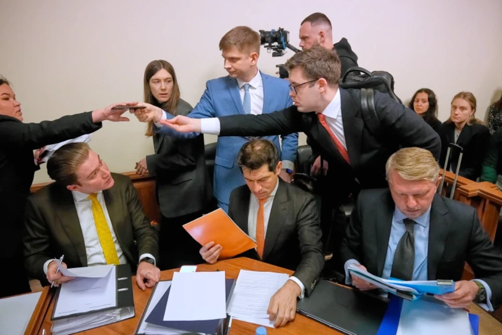 Учасники судового засідання щодо центрабанку до Євроклір