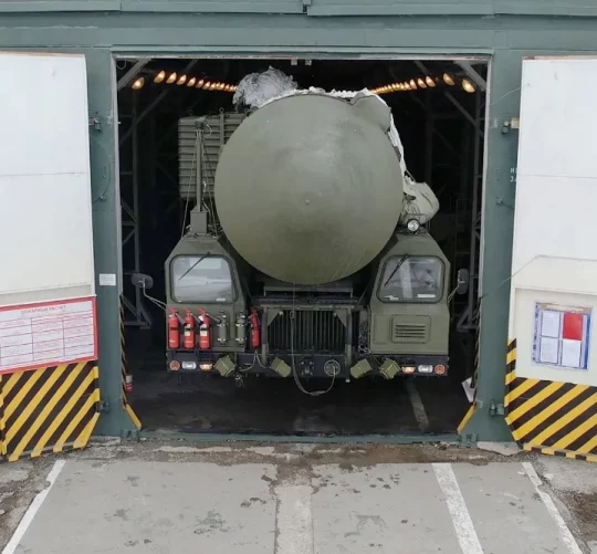Міжконтинентальна ракета «РС-24-ЯРС» у російському регіоні Алтай, квітень 2024 року