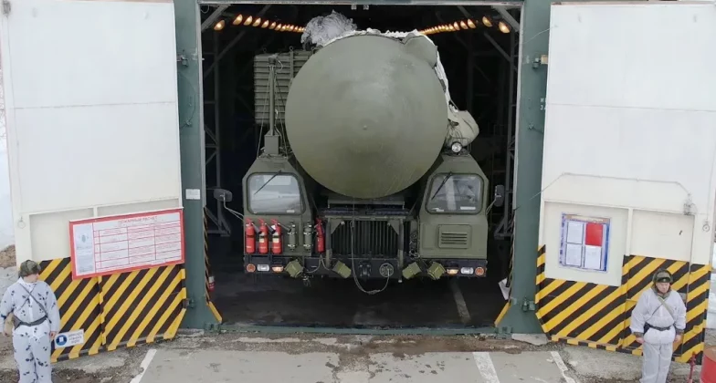 Міжконтинентальна ракета «РС-24-ЯРС» у російському регіоні Алтай, квітень 2024 року