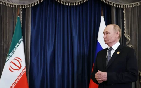 Володимир Путін на зустрічі з представниками Ірану