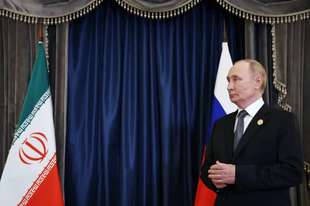 Володимир Путін на зустрічі з представниками Ірану