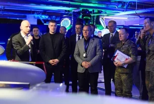 Презентація озброєнь міністром оборони Федоровим для німецького міністра Бориса Пісторіуса