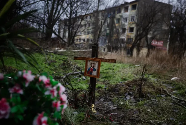 Людей поховали біля зруйнованого дому міста Констянтинівка