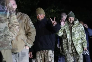 військово полонені хлопці повертаються на батьківщину