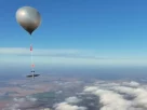 повітряна куля з дроном який активується по близу цілі