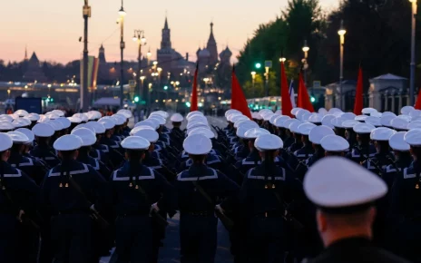 Репетиція перед парадом з нагоди Дня Перемоги в Москві