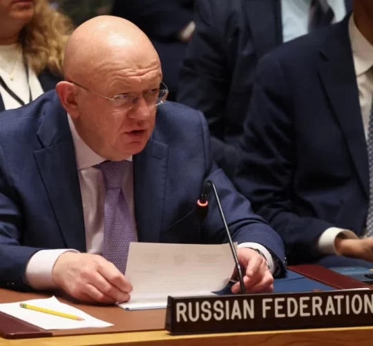 Посол Росії при ООН Василь Небензя бере участь у засіданні Ради Безпеки в штаб-квартирі ООН у Нью-Йорку, США, 26 травня 2026 року