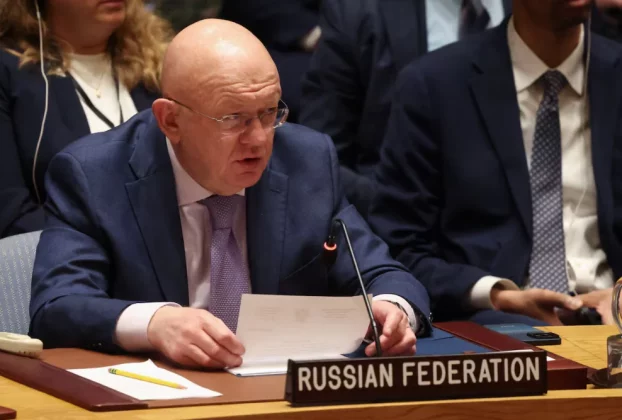 Посол Росії при ООН Василь Небензя бере участь у засіданні Ради Безпеки в штаб-квартирі ООН у Нью-Йорку, США, 26 травня 2026 року