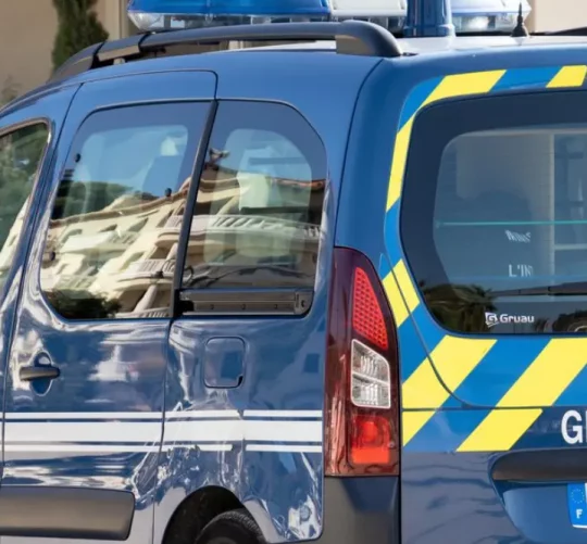 автомобіль французької поліції