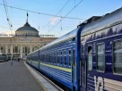 Потяг Укрзалізниці на вокзалі у Одесі