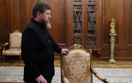 29 квітня лідер Чечні Рамзан Кадиров зустрівся з президентом Росії Володимиром Путіним у Кремлі в Москві