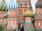 Володимир Путін на площі біля храму Василія Блаженного