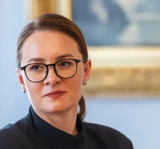 Прем’єр-міністр України Юлія Свириденко прибуває на зустріч із президентом Литви Гітанасом Науседою до Президентського палацу у Вільнюсі, Литва, у понеділок, 1 червня 2026 року