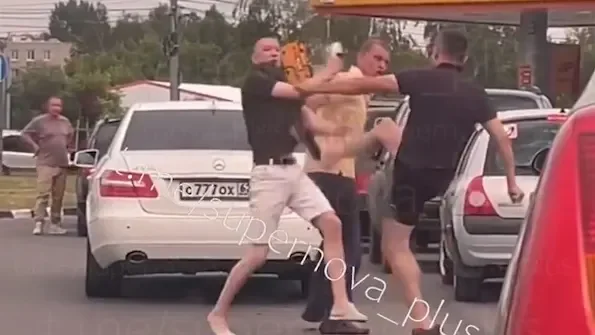 бійка за бензин у Росії