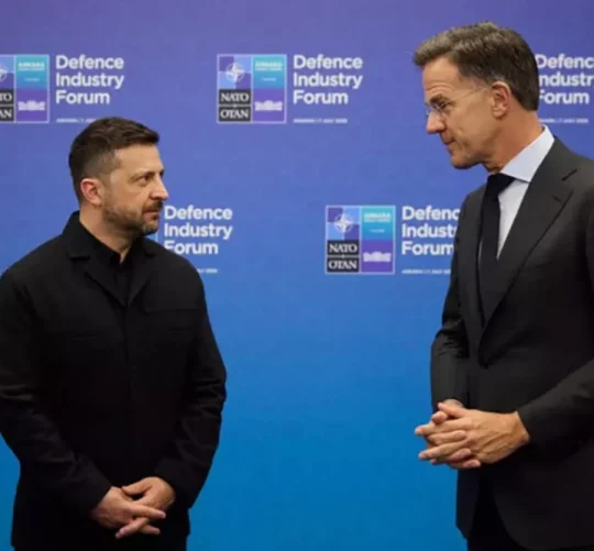 Президент України Володимир Зеленський зустрічається з генеральним секретарем НАТО Марком Рютте на саміті в Туреччині 7 липня 2026 року