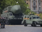 Російський ракетний комплекс «РС-24 «Ярс» прибув на місце проведення генеральної репетиції військового параду на Червоній площі 5 травня 2024 року