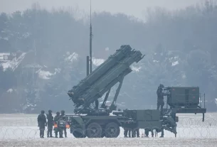 6 лютого 2023 року у Варшаві було розгорнуто ракетні комплекси «Патріот», придбані у США