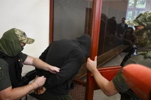 Одного з підозрюваних у вбивстві Анастасії Березовської у четвер доставили до суду в Києві для проведення судового засідання