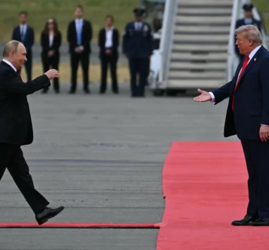 Зустріч Путіна з Трампом на Алясці 15 серпня 2025 року