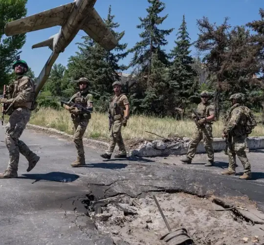 На Донецькому напрямку воюють українські військові