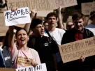 невеликі локальні протести за підтримку Федорова