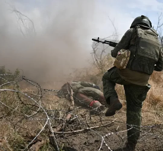 Російські військовослужбовці діють в окупованому Донецьку