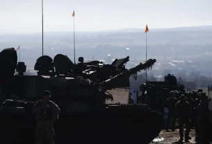 Солдати та танки під час багатонаціональних навчань НАТО в Румунії