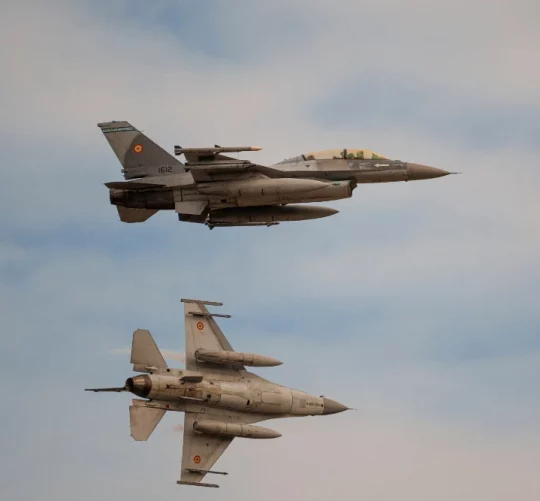 Румунські винищувачі F-16