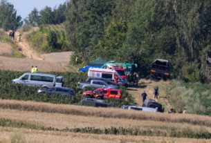У четвер на місці падіння об’єкта поблизу Любліна (Польща) працюють служби екстреної допомоги